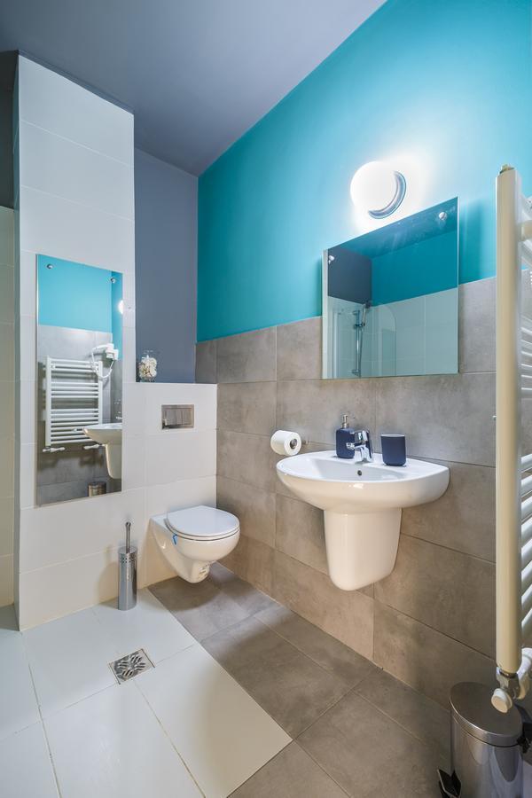 Net Hotel Pitesti Ngoại thất bức ảnh