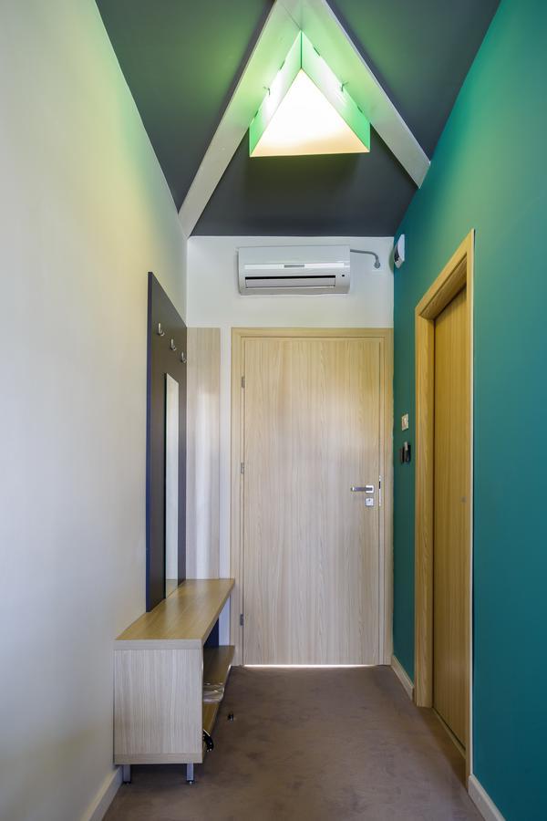 Net Hotel Pitesti Ngoại thất bức ảnh