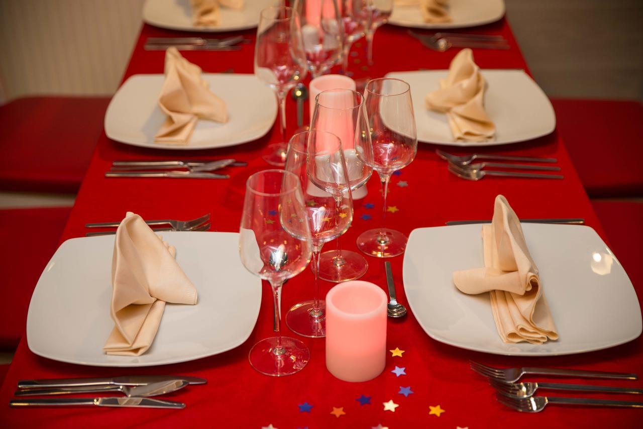 Net Hotel Pitesti Ngoại thất bức ảnh