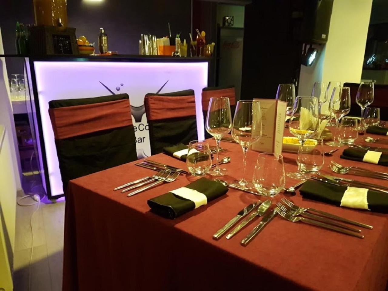 Net Hotel Pitesti Ngoại thất bức ảnh
