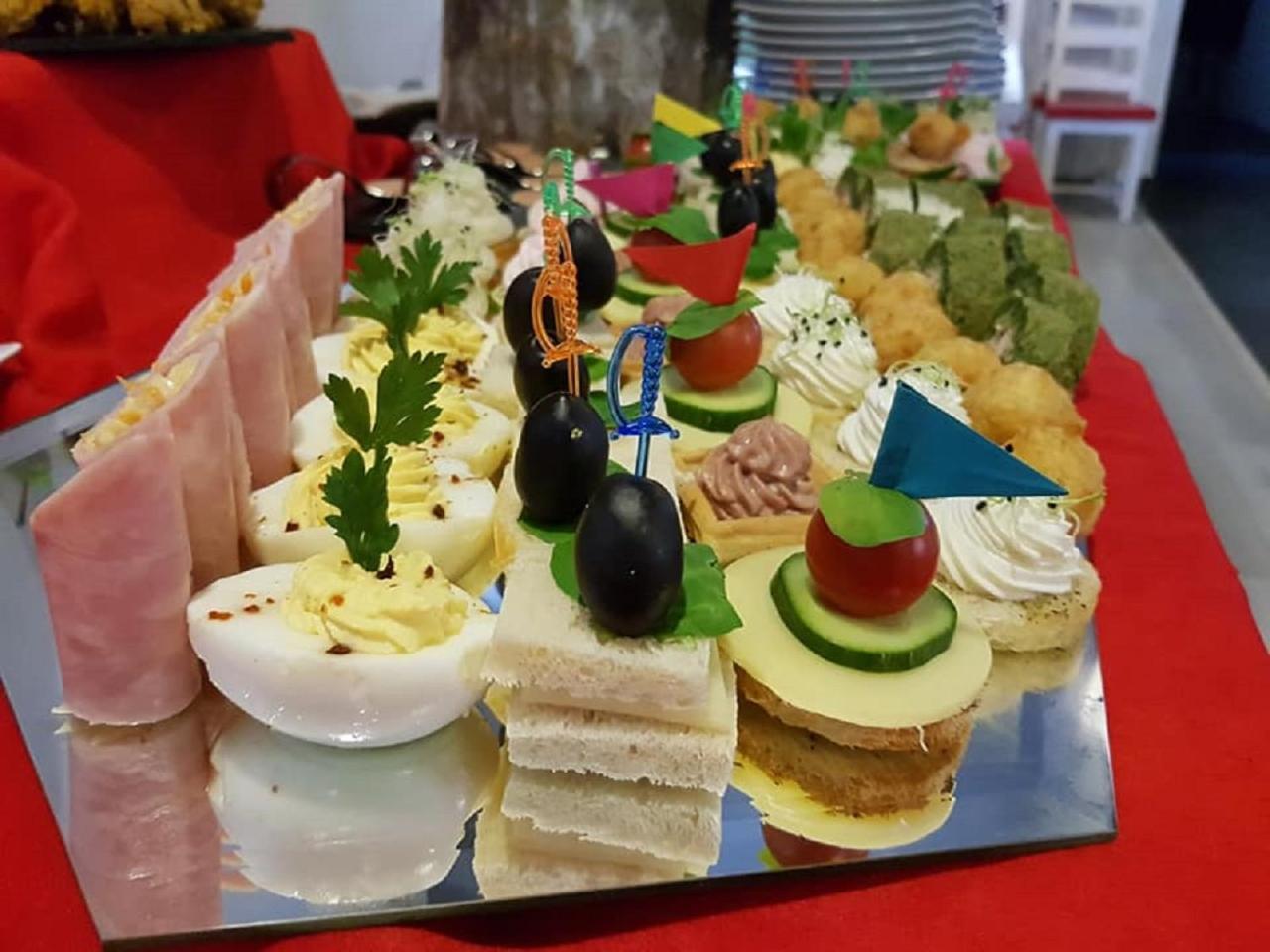 Net Hotel Pitesti Ngoại thất bức ảnh